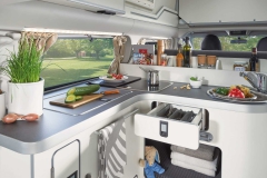 2019-ford-transit-custom-nugget-interior (1)