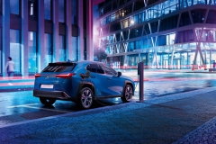 2020-lexus-ux-300e-5