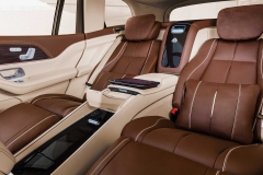 mercedes-maybach-gls-2020-23