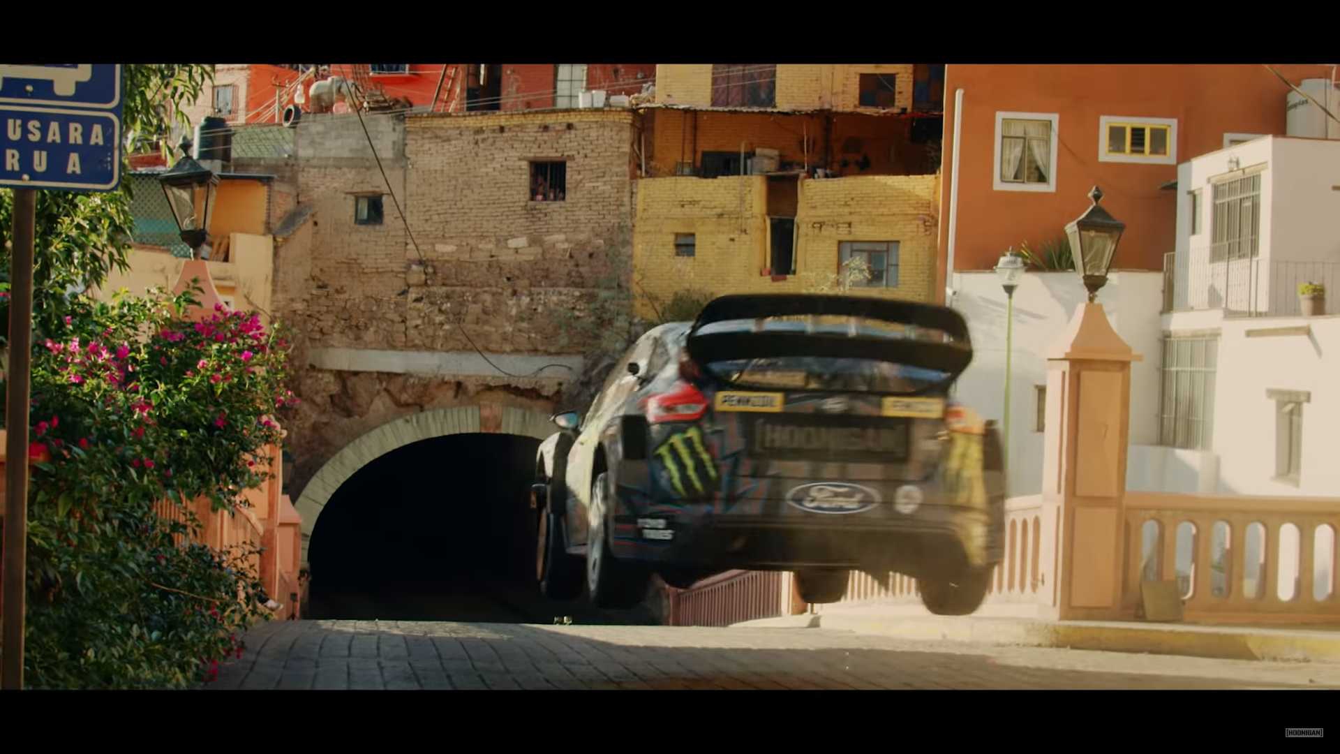 ken-block-gymkhana-10-focus (1)