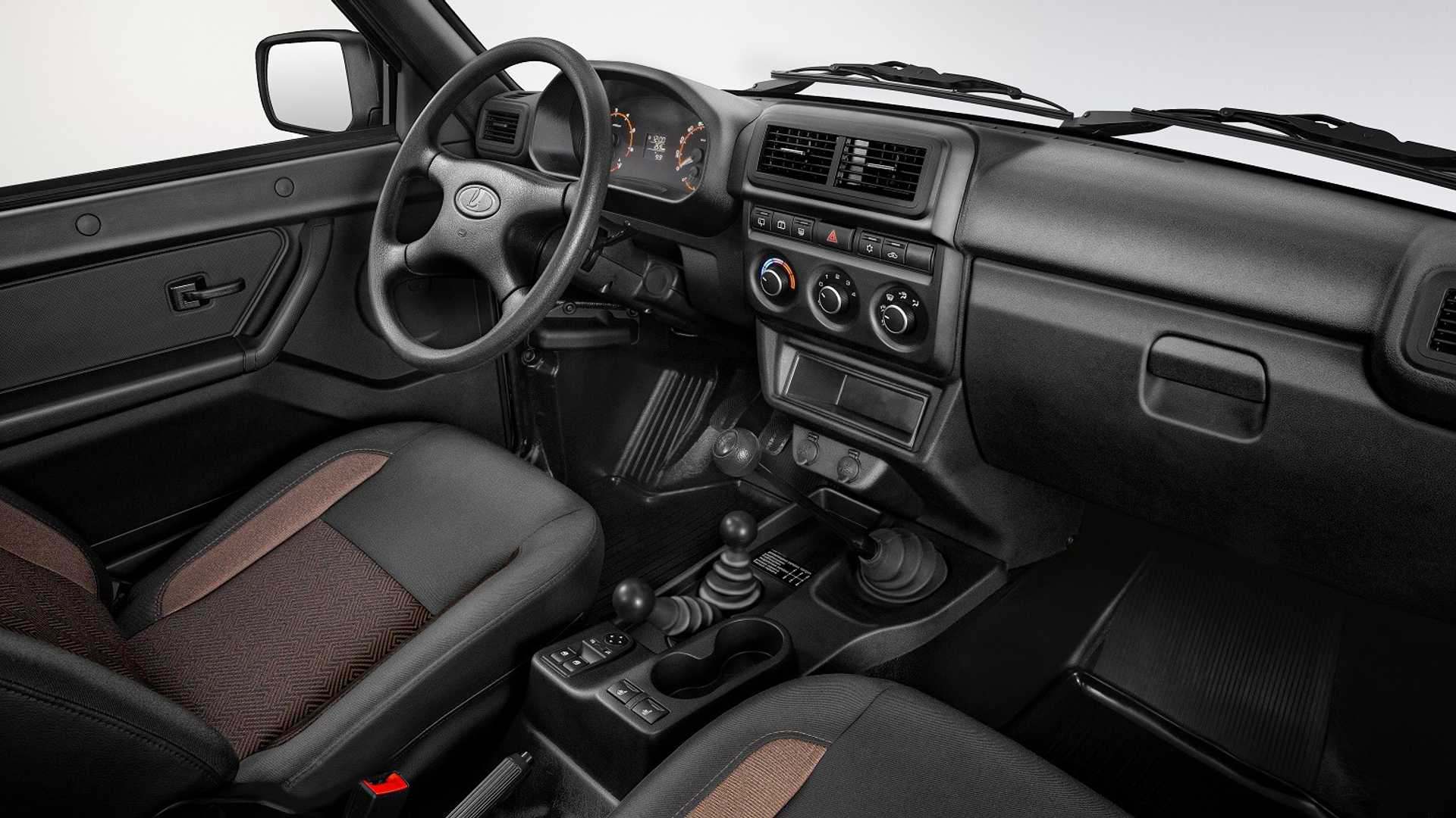 obnovlennaya-lada-4x4-3