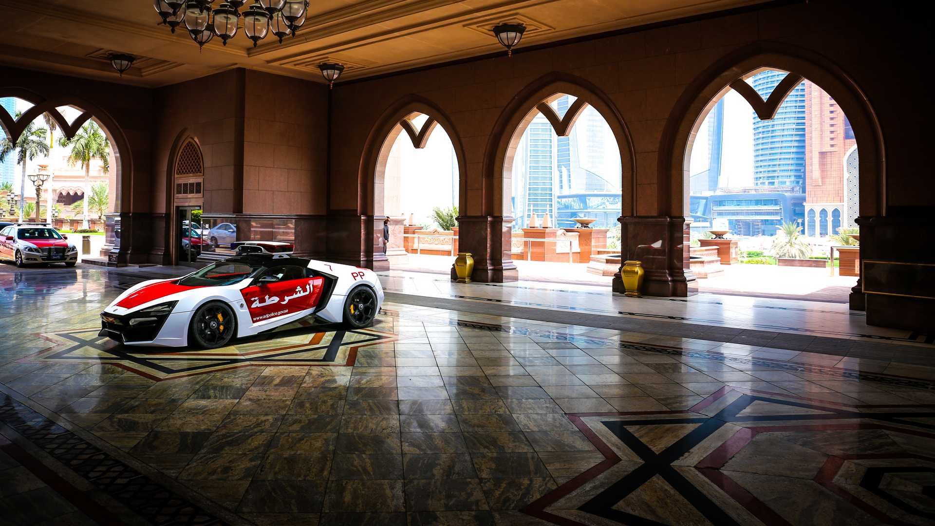 lykan-hypersport-for-abu-dhabi-police-6