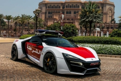 lykan-hypersport-for-abu-dhabi-police-3