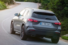 mercedes-benz-gla-2020-15
