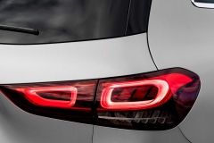 mercedes-benz-gla-2020-18