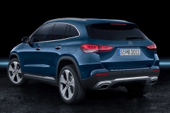 mercedes-benz-gla-2020-23