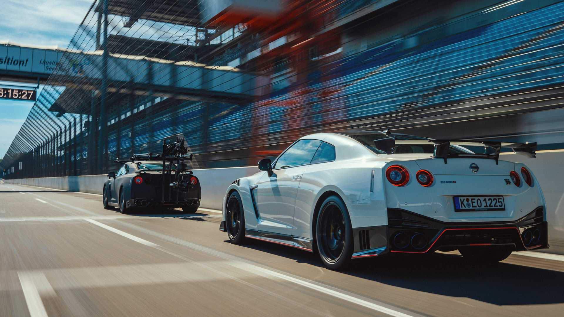 gtr-camera-car