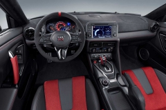 2020-nissan-gt-r-nismo-10
