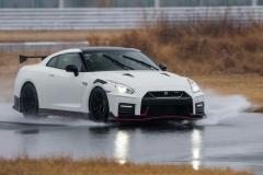 2020-nissan-gt-r-nismo-2