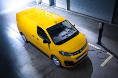 Opel-Vivaro-e-511688_1