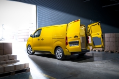 Opel-Vivaro-e-511689_1