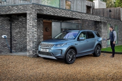 2020-land-rover-discovery-sport-p300e-1