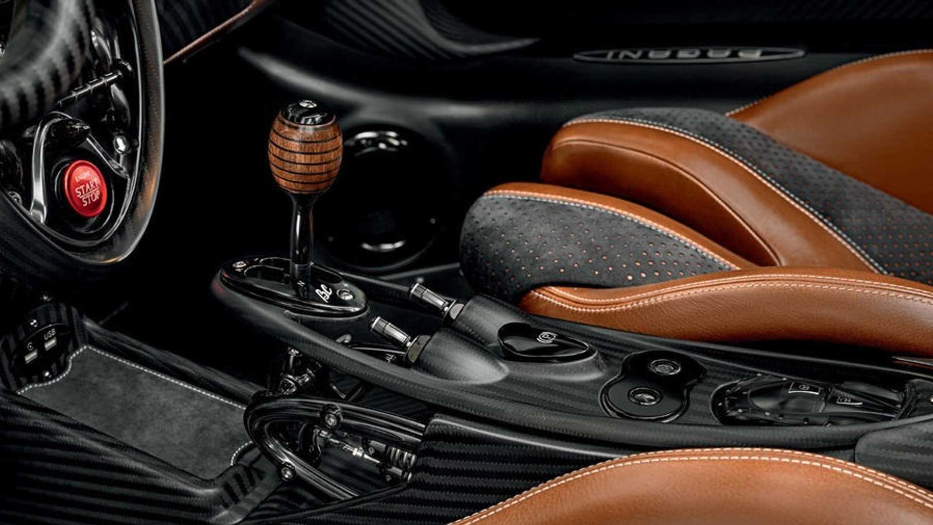 pagani-huayra-roadster-bc-10