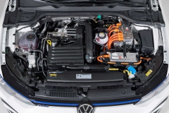2020-volkswagen-golf-gte-6