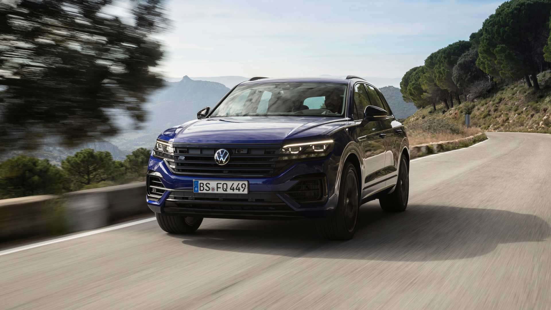 2021-vw-touareg-r-4