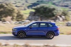 2021-vw-touareg-r-11