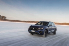 2021-vw-touareg-r-7
