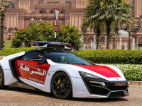 (Video) La Poliție în Abu Dhabi, cu Lykan HyperSport