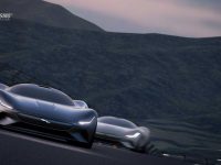 Jaguar o dă virtual cu Vision Gran Turismo (video)