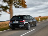 BMW este Touring cu M340i și xDrive (video)