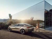 i4 Concept, un BMW electric al viitorului… apropiat