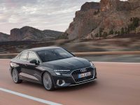 Audi x Audi = A3 foarte Sedan (video)