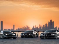 Trei muschetari Bugatti, la Dubai (video)