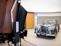 (Video) 100 de ani de Bentley, foto în Polaroid